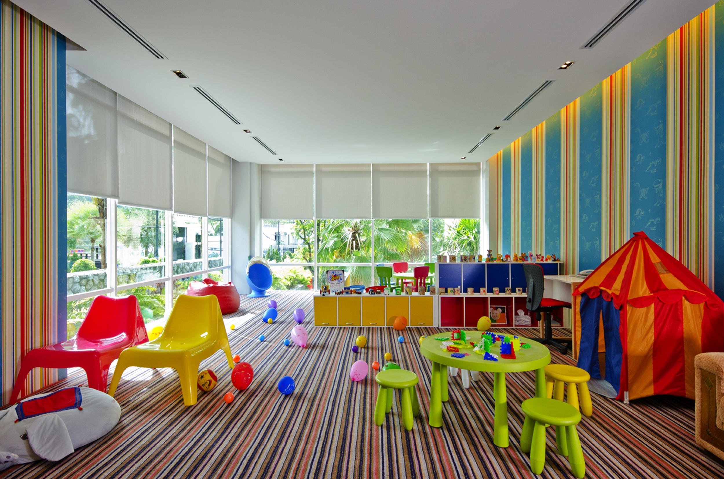 Wyndham Sea Pearl Resort, Phuket Patong Ngoại thất bức ảnh A nursery in Thailand