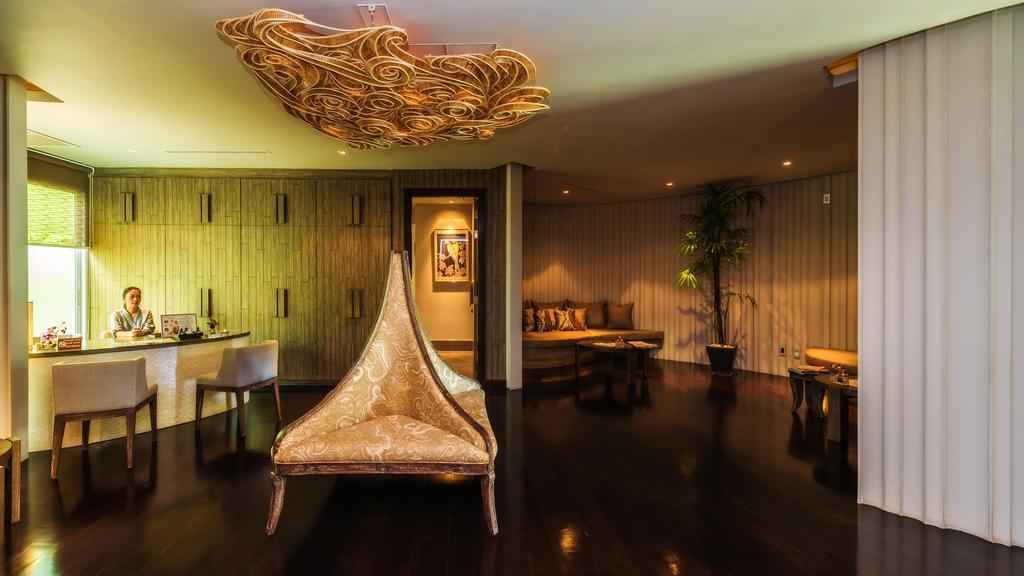 Wyndham Sea Pearl Resort, Phuket Patong Ngoại thất bức ảnh The Spa at The Ivy Hotel