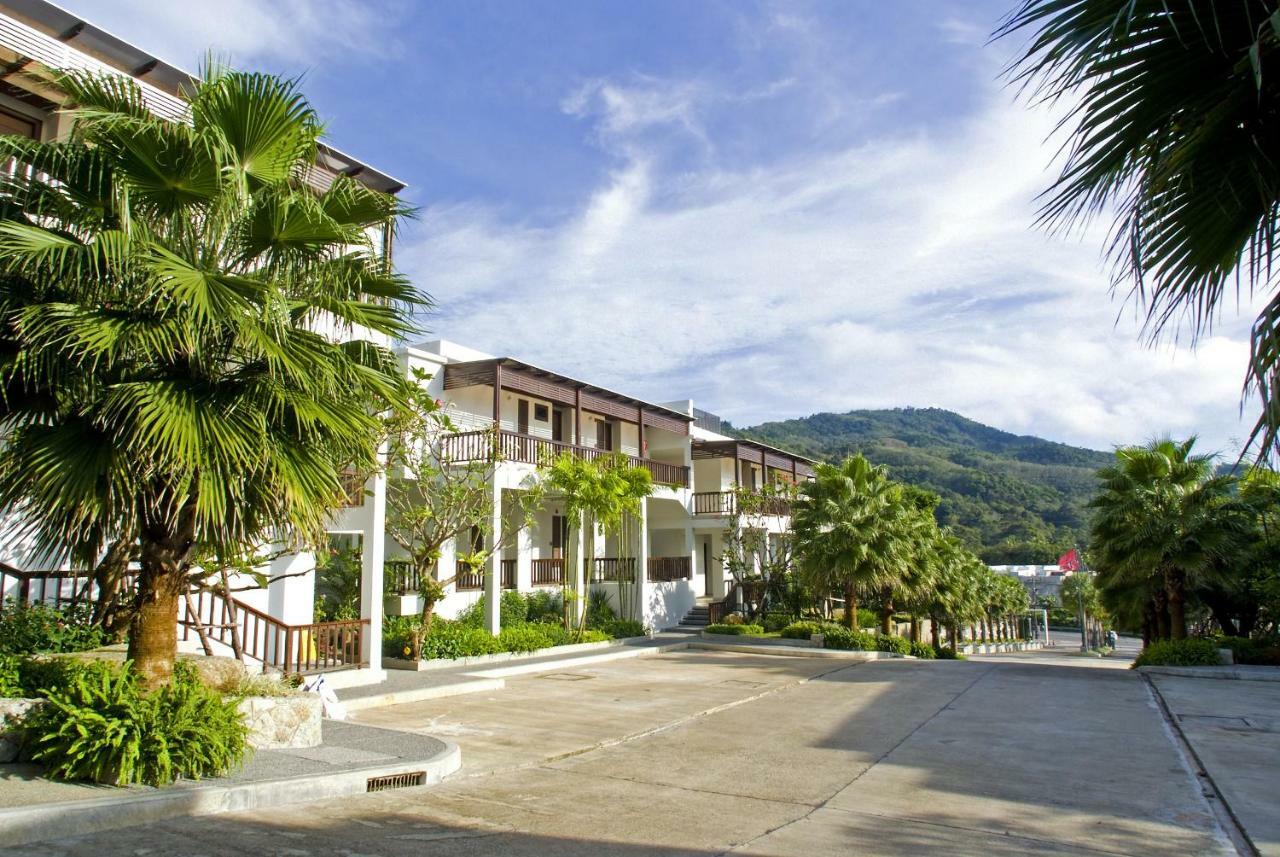 Wyndham Sea Pearl Resort, Phuket Patong Ngoại thất bức ảnh Residential area